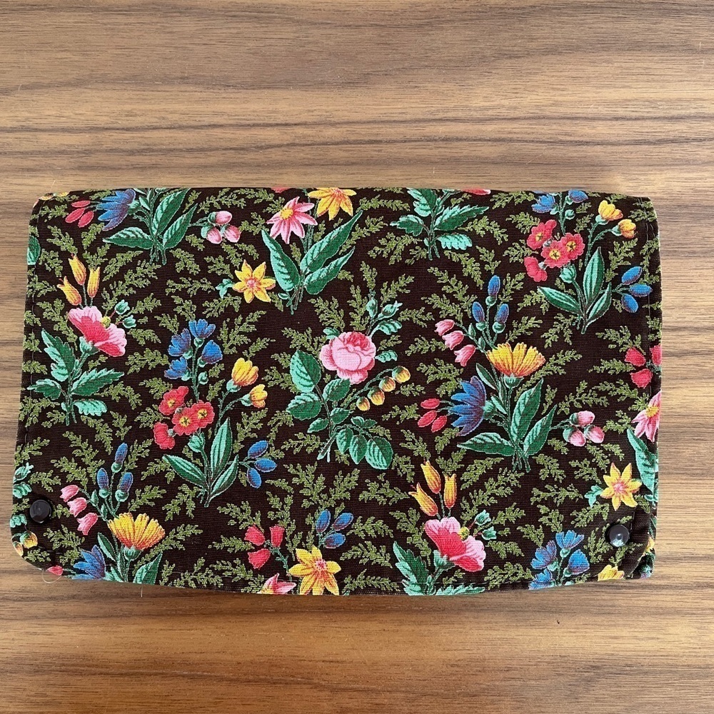 VAGABOND Lined Cosmetic Travel Bag England Floral Cottagecore Travel Vacation